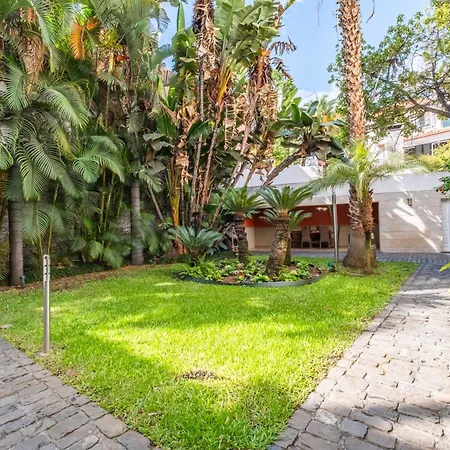 Diniz By Madeira Dream *